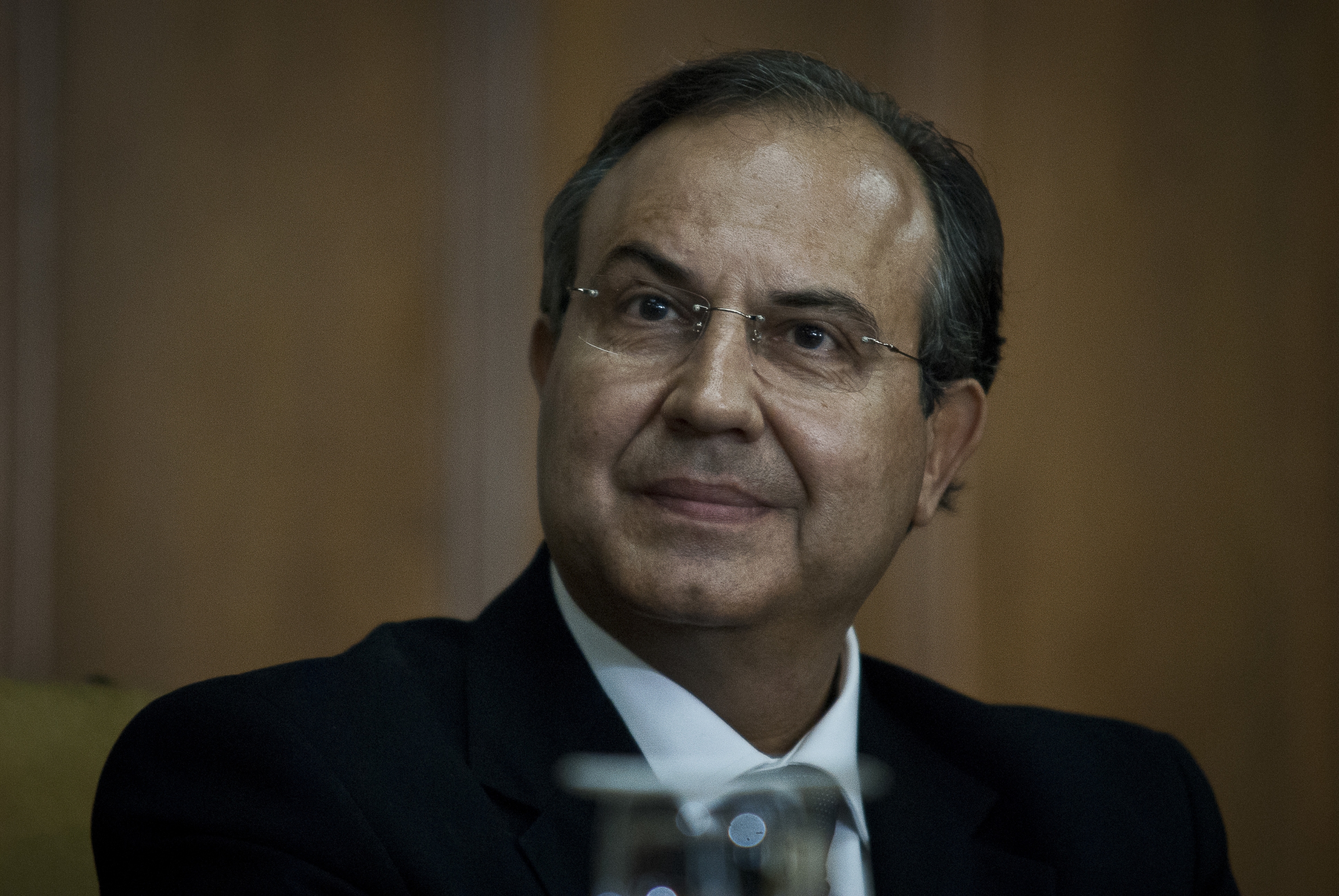 São Paulo - O ex-procurador-geral de Justiça Fernando Grella Vieira tomou posse hoje (22) como secretário de Segurança Pública de São Paulo, em substituição ... - AgenciaBrasil221112MCSP6
