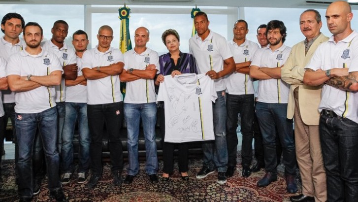 Dilma recebe jogadores do Bom Senso F.C.