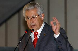 2220JC064.JPG