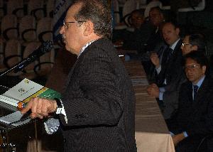 1100EF162.JPG