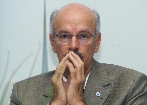 1245EF0066.JPG
