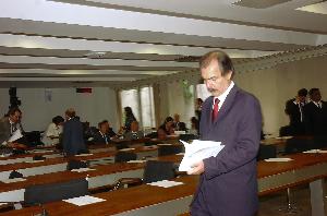 1615JC010A.JPG