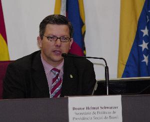 1140EF100.JPG