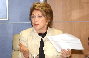 1550EF041.JPG