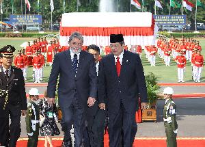 12072008g00004