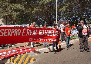 1230EF073.JPG
