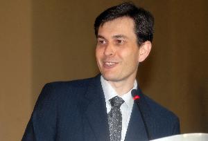 2015VC0081