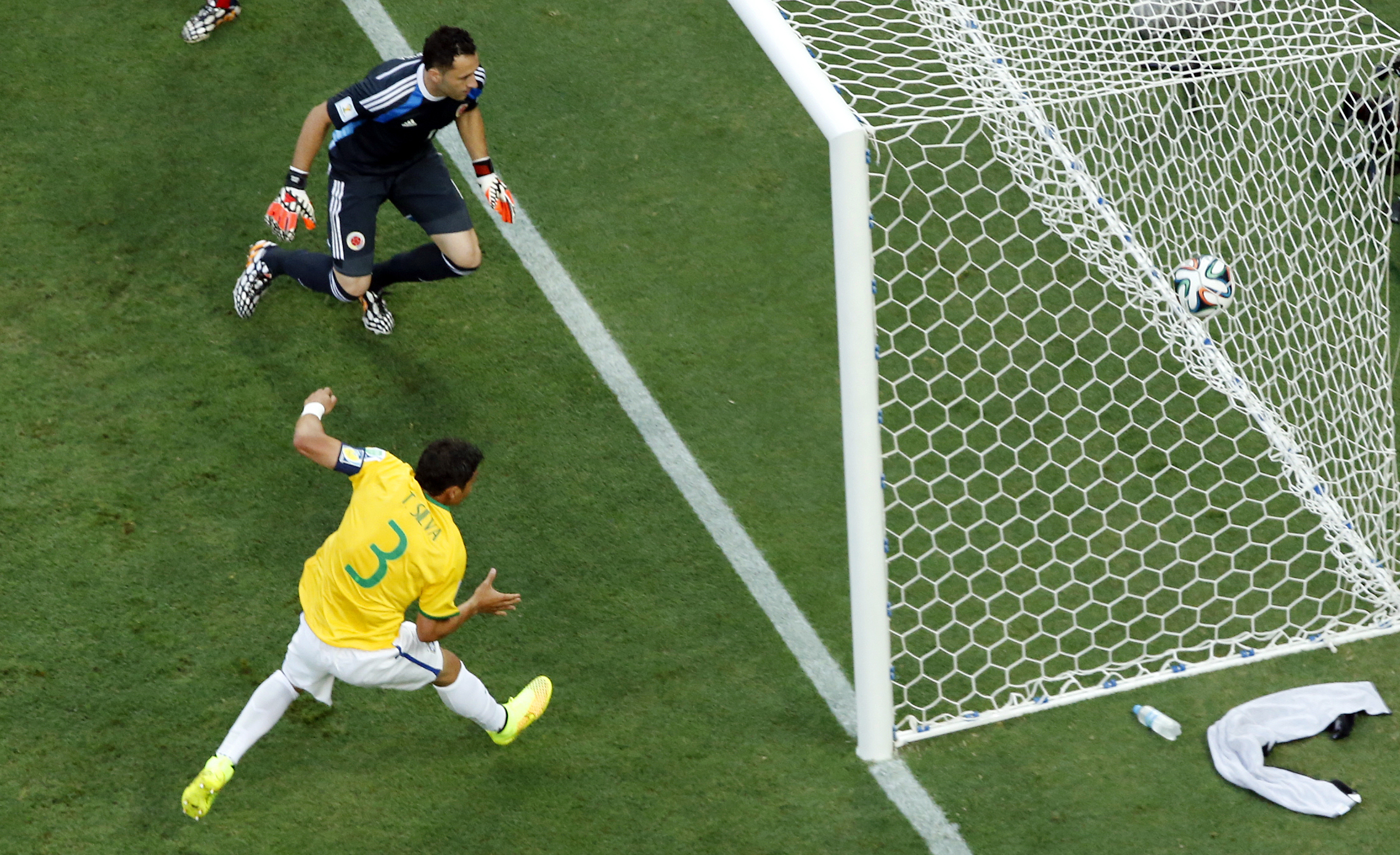 EBC | Brasil vence Colômbia por 2 a 1 e está nas semifinais da Copa do Mundo