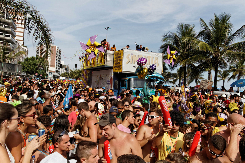 EBC Confira os blocos de carnaval que desfilam neste domingo no Rio