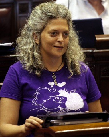 Deputada governista apóia matrimônio igualitário no Uruguai