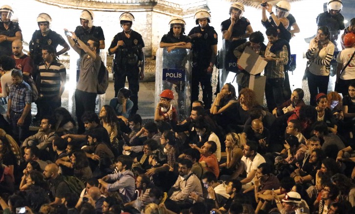 polícia turquia manifestação 