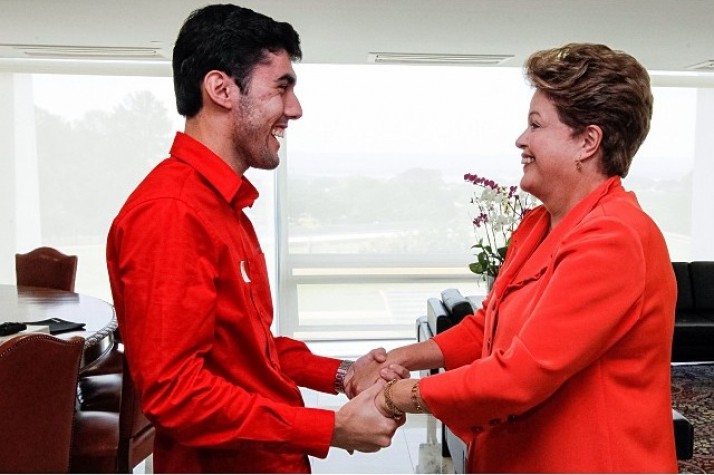 Dilma Rousseff e Jeferson Monteiro, criador do Dilma Bolada - 2
