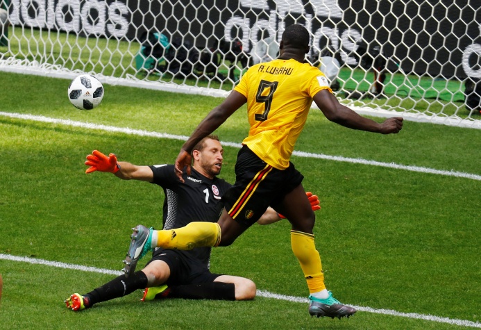 Lukaku faz o terceiro gol da Bélgica em cima da Tunísia