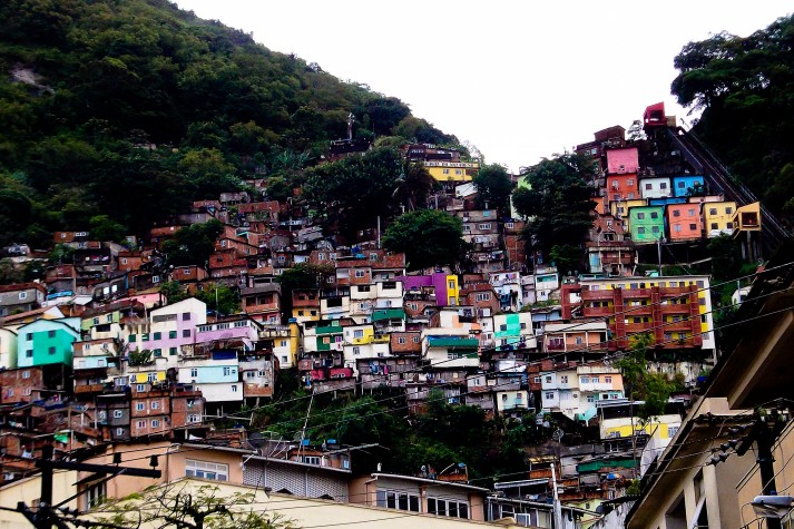 pobreza extrema favela