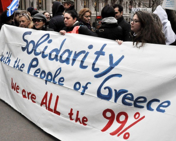 Protestos na Grécia criticam medidas de austeridade