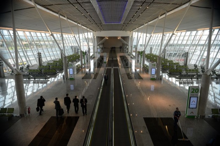 Dilma inaugura obras no aeroporto de Brasília