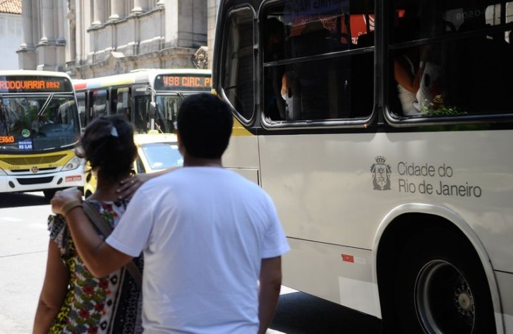 Passagem de ônibus ficam mais caras no Rio