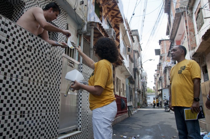 Campanha no Rio esclarece sobre direitos do cidadão em abordagens policiais