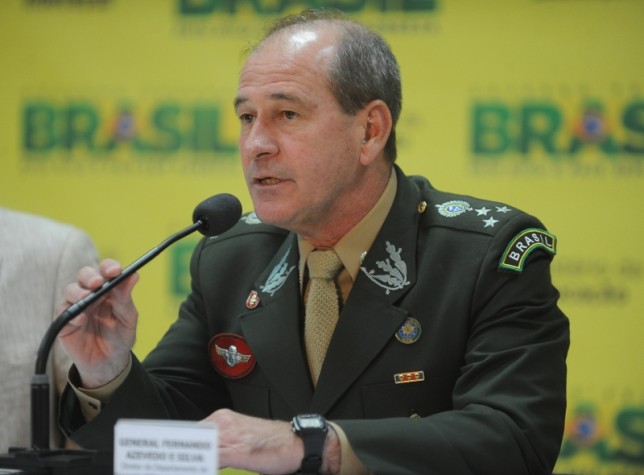 Brasília – O general Fernando Azevedo e Silva, presidente da Comissão Desportiva Militar do Brasil, do Ministério da Defesa, participa do lançamento do Programa Atleta na Escola