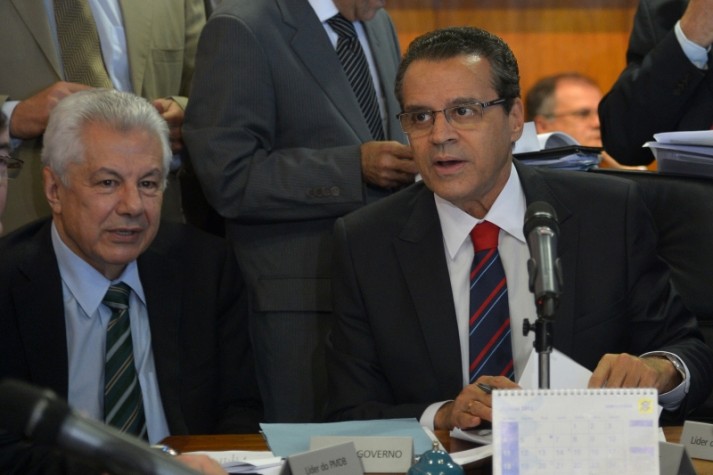 Presidente da Câmara dos Deputados, Henrique Eduardo Alves, reúne-se com líderes - 3