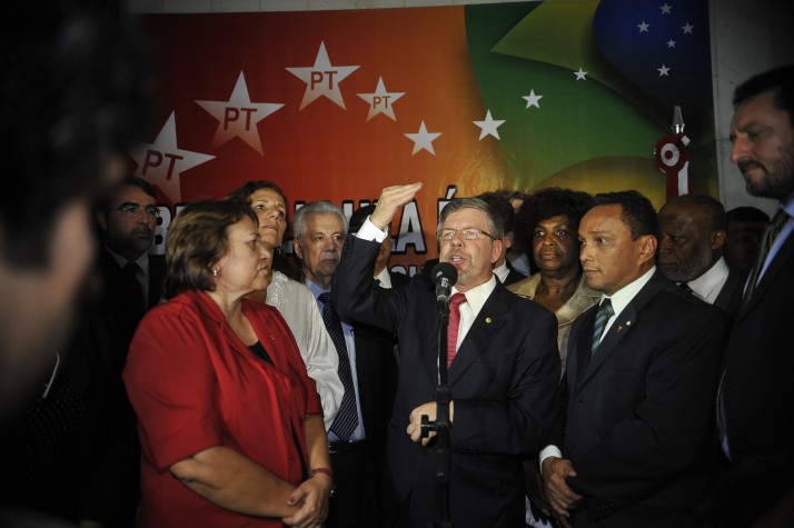 Ato em apoio a Lula contou com Marco Maia e base aliada