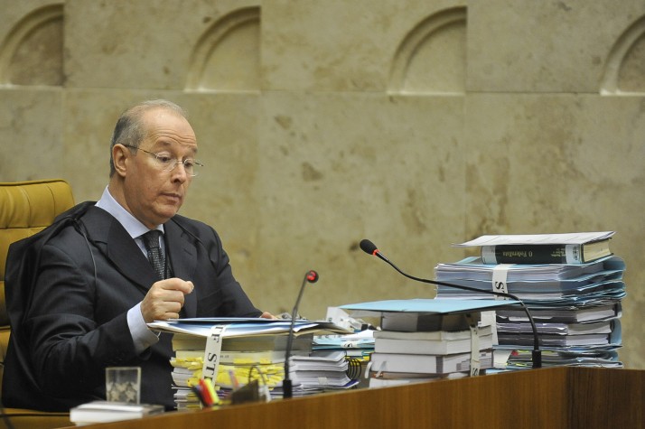 Celso de Mello seguiu relator Joaquim Barbosa nos votos