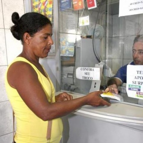 Programa Brasil Sem Miséria reduziu pobreza no país, diz ministra