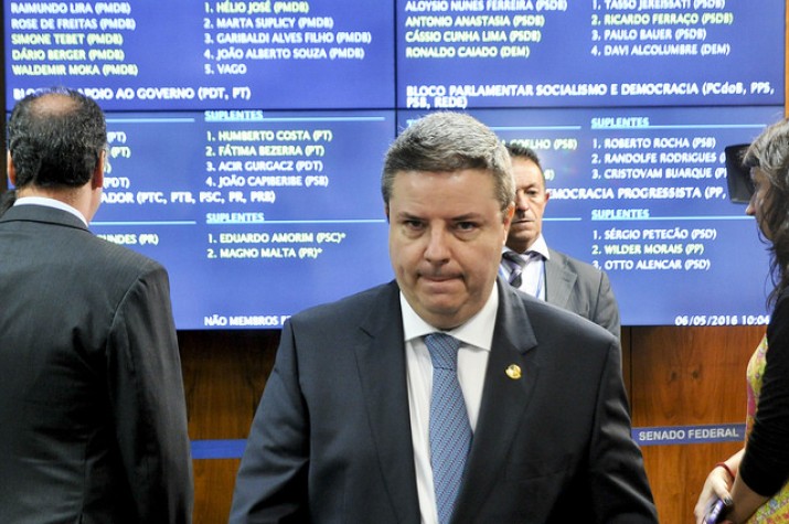 Relator da Comissão de Impeachment no Senado, Antônio Anastasia