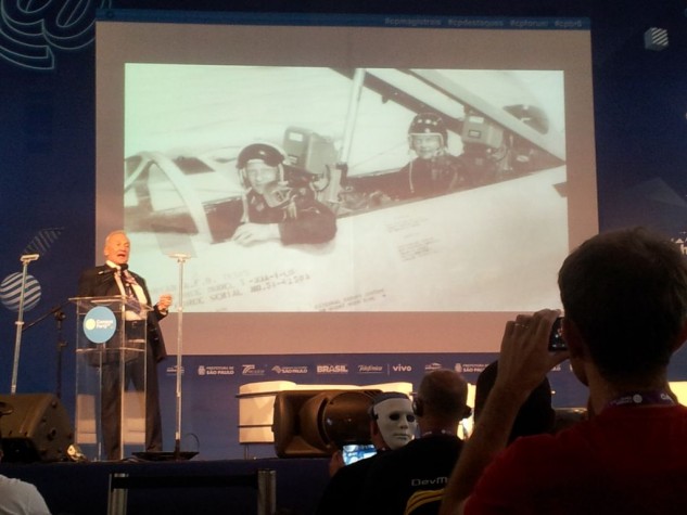 Astronauta Buzz Audrin faz palestra na Campus Party 2 Astronauta Buzz Audrin faz palestra na Campus Party 2