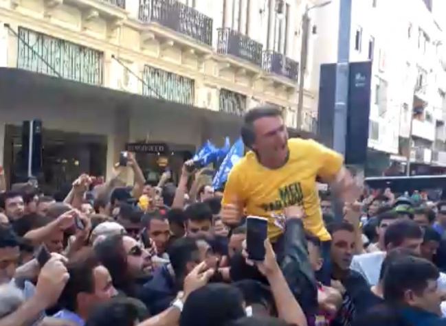 Bolsonaro sofre atentado a faca
