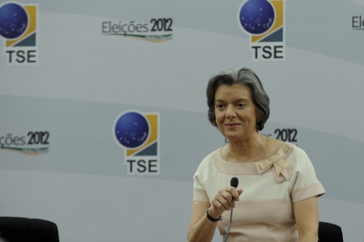  A presidenta do Tribunal Superior Eleitoral (TSE), minista Cármen Lúcia, concede entrevista coletiva