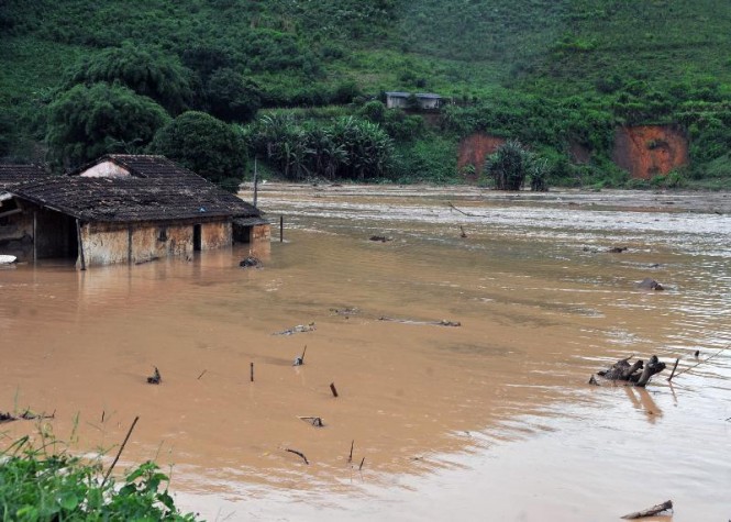 R$ 1 bilhão será destinado para recuperar áreas afetadas pelas chuvas