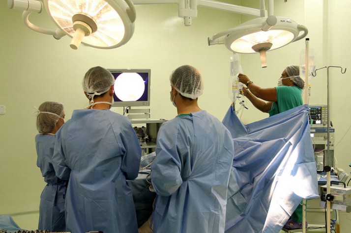 Imagem - Hospital de Salvador usa técnica inovadora para cirurgia na coluna