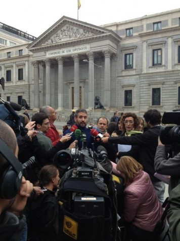 Espanhóis apresentam proposta contra o Orçamento no Congresso