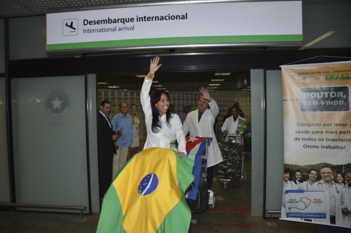 Médicos cubanos na chegada ao Brasil