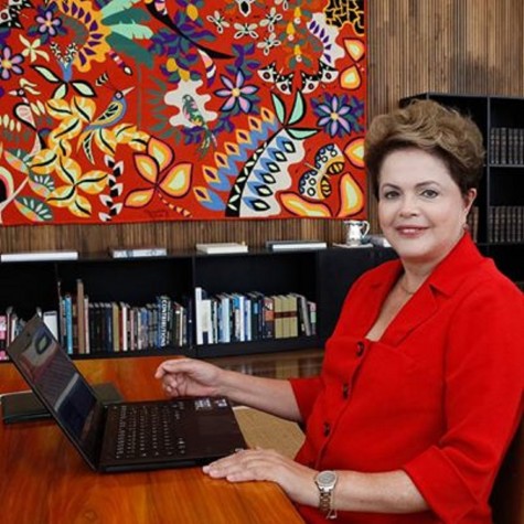 Dilma Facebook