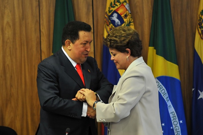 Dilma e Chávez 