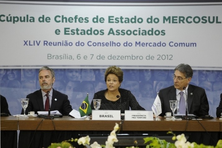 Dilma quer integração para Mercosul enfrentar crise econômica internacional