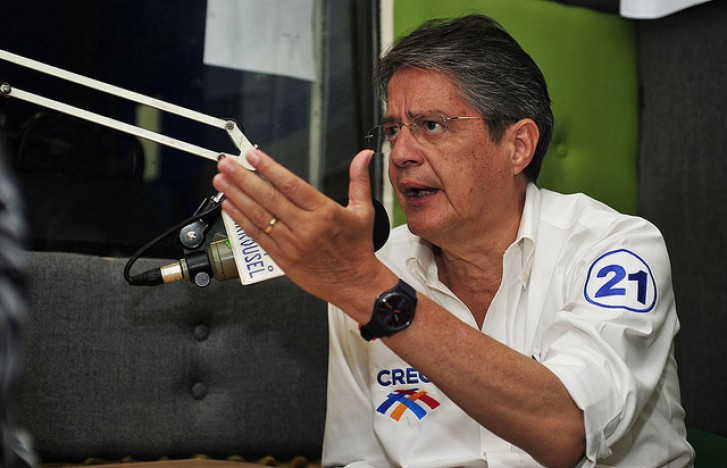Guillermo Lasso aparece como principal opositor a Correa em eleições do Equador
