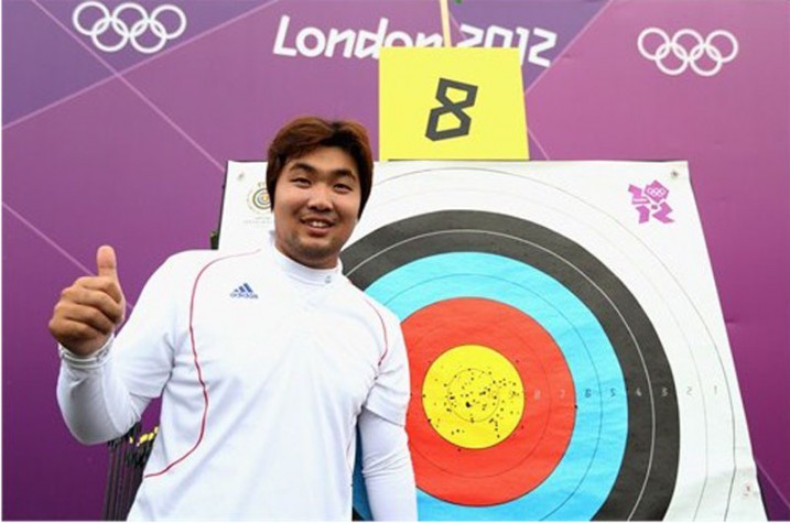 Im Dong-hyun comemora o novo recorde mundial