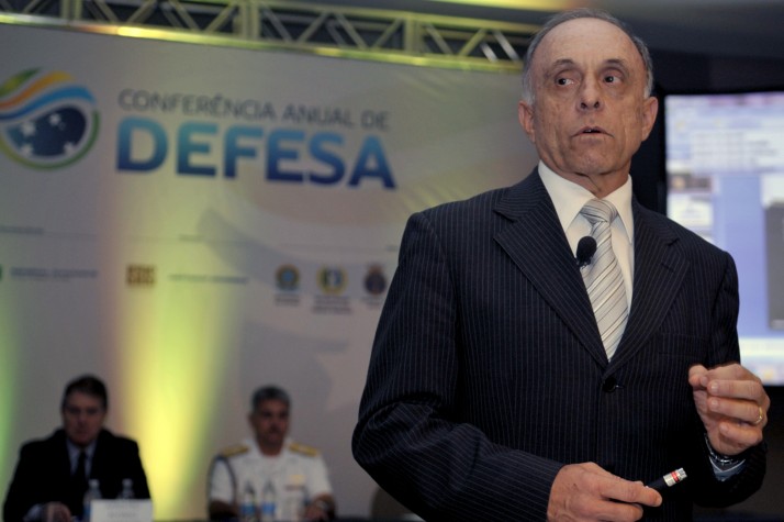 Ministro-chefe do Gabinete de Segurança Institucional da Presidência da República, José Elito Carvalho Siqueira