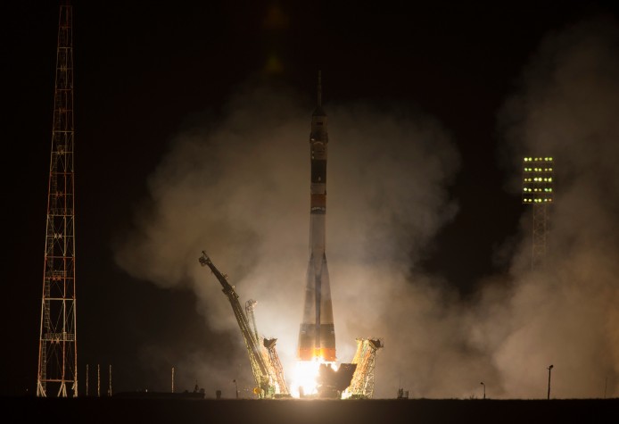 Decolagem da nave russa Soyuz TMA-08M