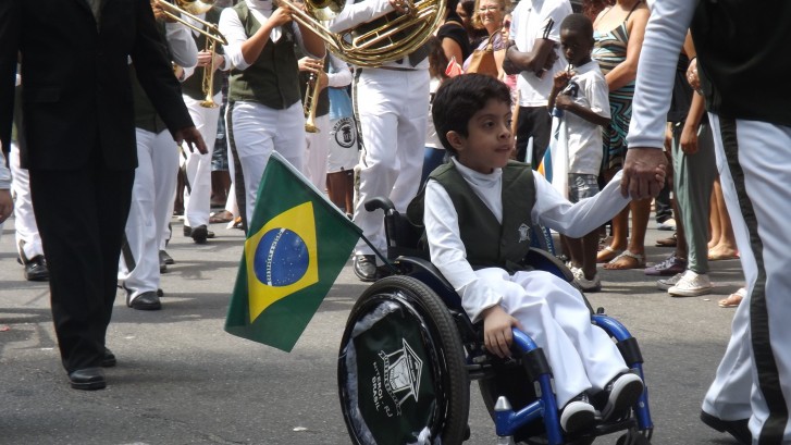 Comemorações do dia Sete de Setembro no RJ contou com desfiles de crianças 