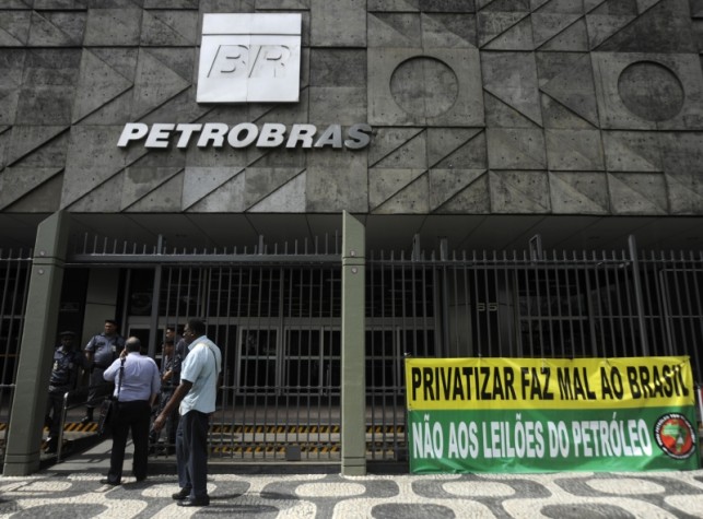 Petrobras toma medidas para evitar prejuízo ao abastecimento de combustíveis