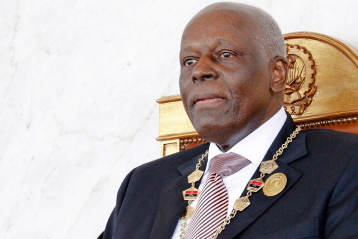 Presidente de Angola é empossado