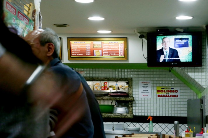 Presidente da Câmara, Eduardo Cunha faz pronunciamento da TV