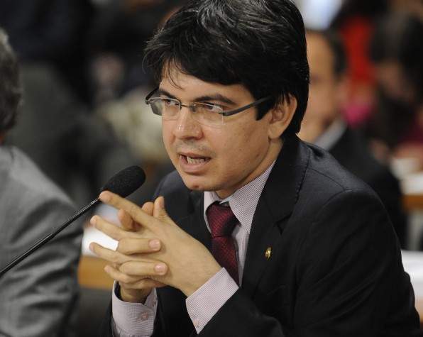 Randolfe Rodrigues (PSOL-AP)