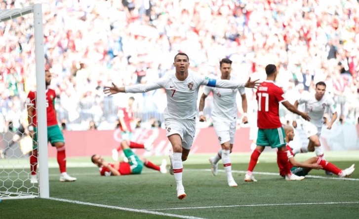 Cristiano Ronaldo comemora o gol marcado contra Marrocos