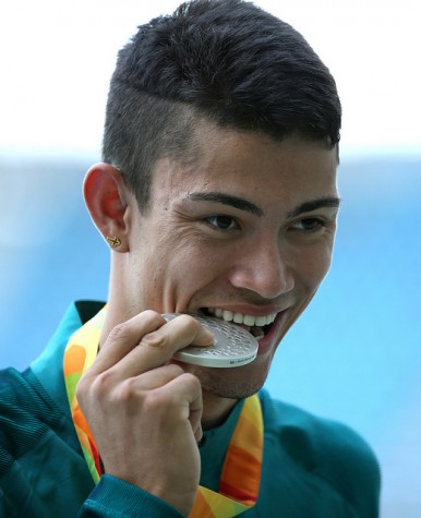 Rodrigo Parreira, levou a prata no salto em distância T36 e o bronze nos 100m T36 