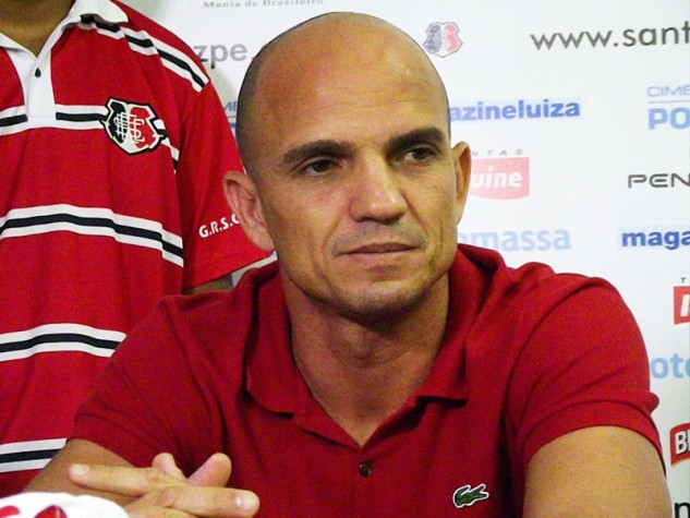 Sandro Barbosa, treinador do Santa Cruz